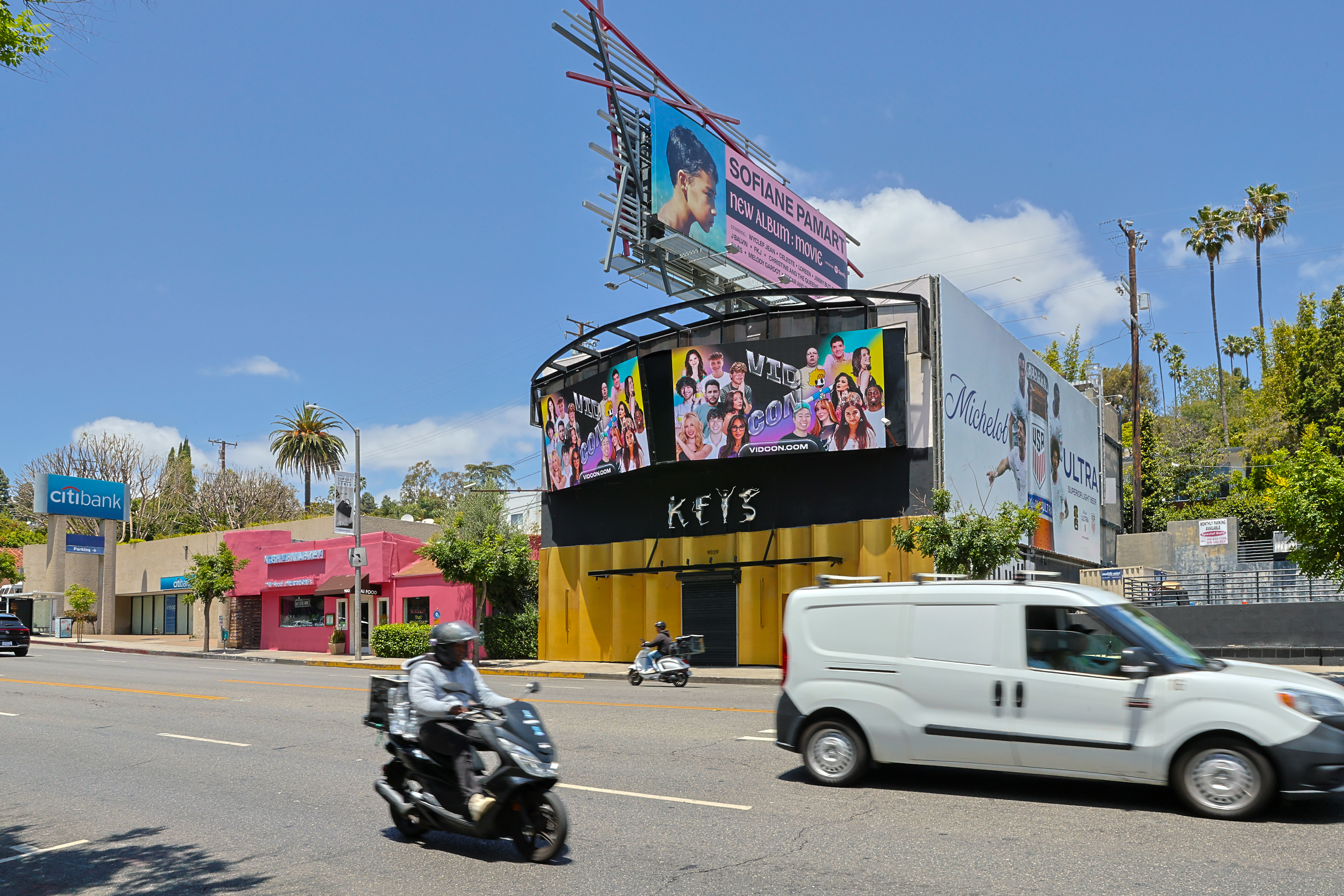 Sunset Strip – Sunset Blvd E O N Doheny Dr - 5